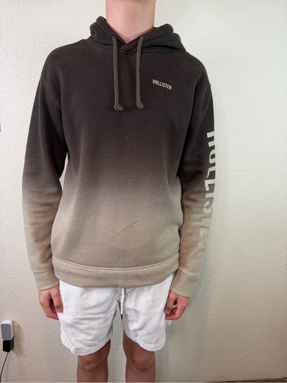 Hollister Men's Ombre Black to Tan Pullover Hoodie Sz medium